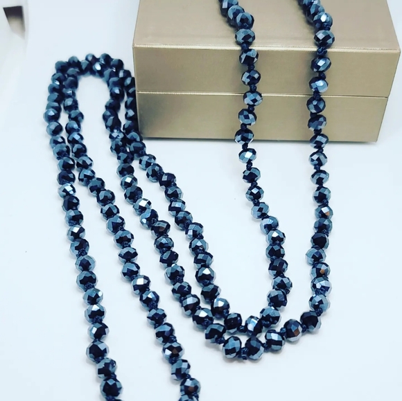 Navy Blue Czech glass long necklace - Picture 5 of 5